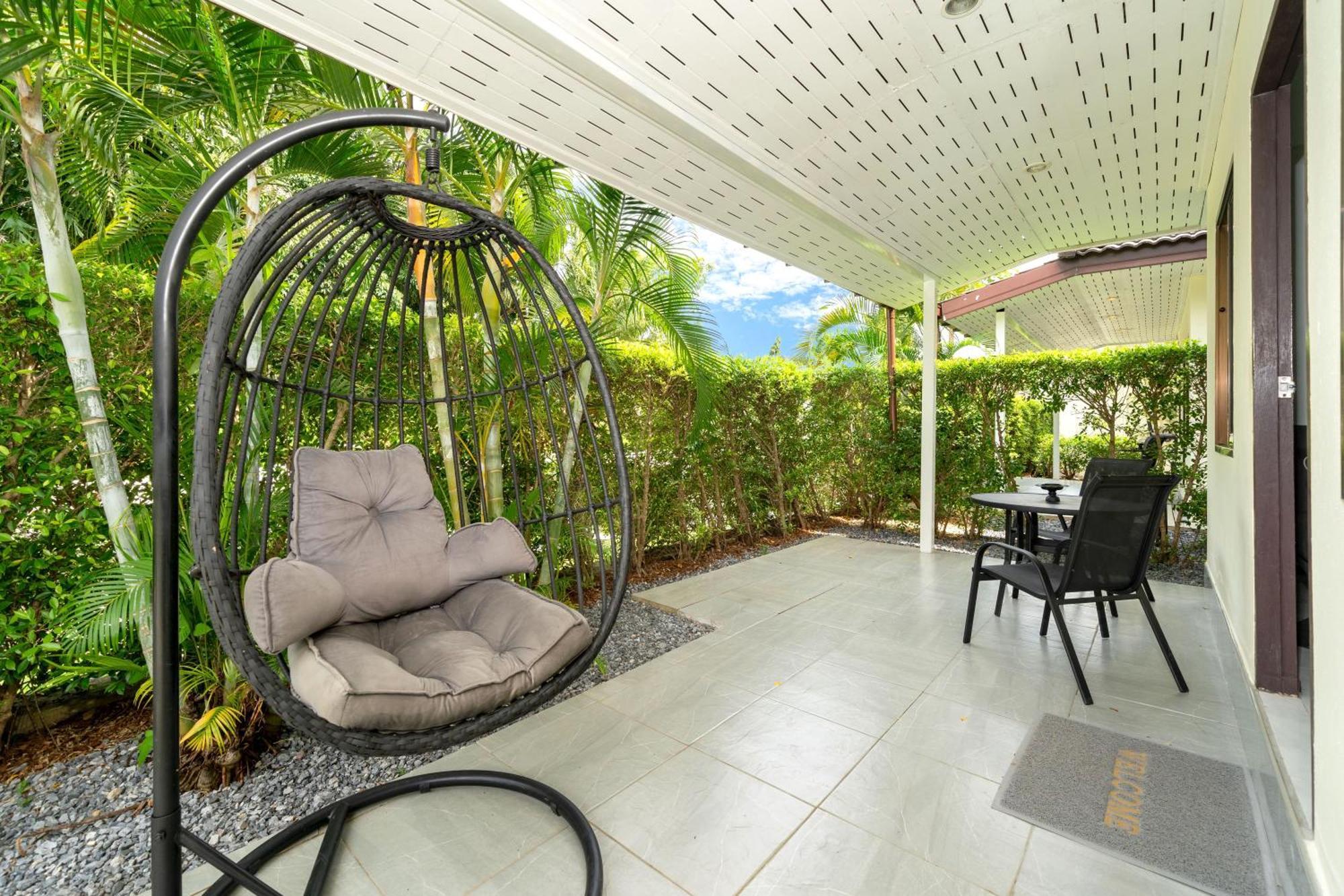 Oxavia Garden Oasis In Nai Harn - Your Private Tropical Garden With 3 Cabins And Jacuzzi Rawai Esterno foto