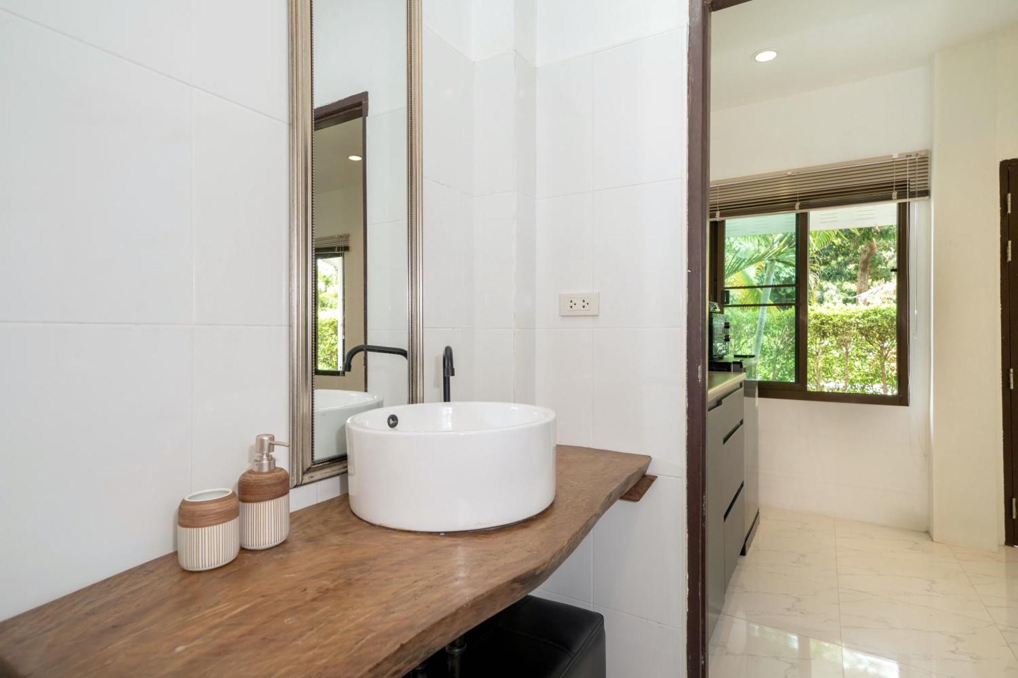 Oxavia Garden Oasis In Nai Harn - Your Private Tropical Garden With 3 Cabins And Jacuzzi Rawai Esterno foto
