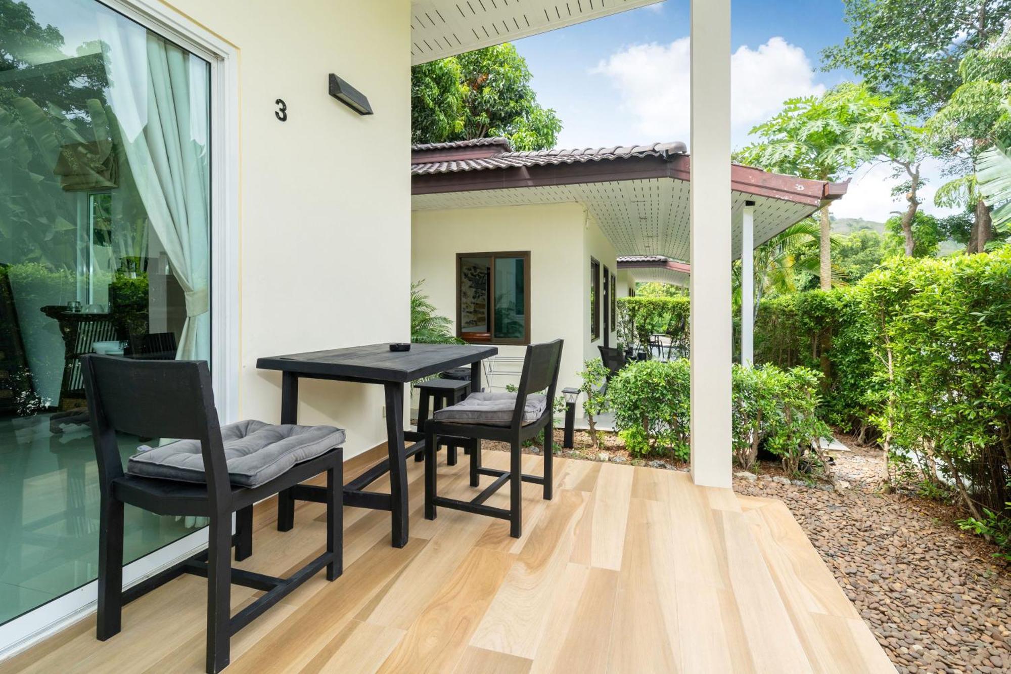 Oxavia Garden Oasis In Nai Harn - Your Private Tropical Garden With 3 Cabins And Jacuzzi Rawai Esterno foto