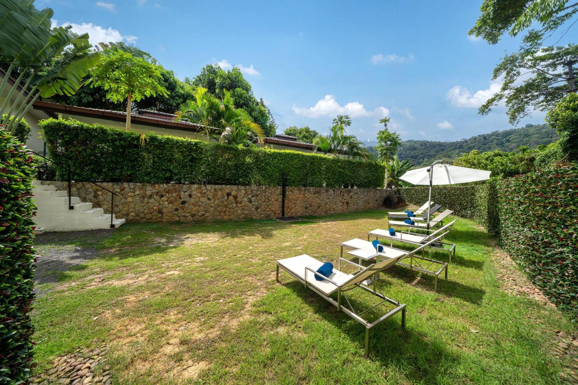 Oxavia Garden Oasis In Nai Harn - Your Private Tropical Garden With 3 Cabins And Jacuzzi Rawai Esterno foto